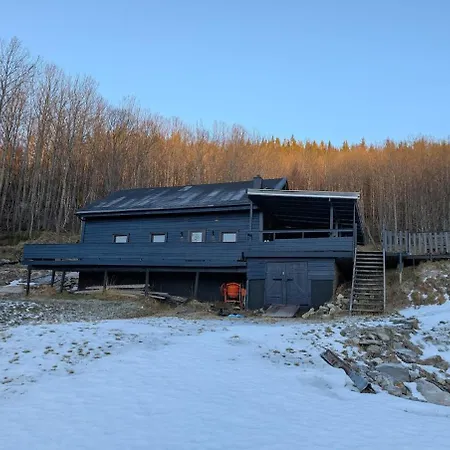 In Juvika Feriehus *